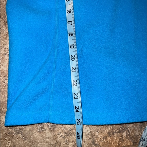 Eddie Bauer cozy top - Picture 7 of 9